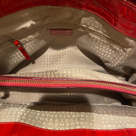 Kate Spade red patent purse - Picture 5 of 9